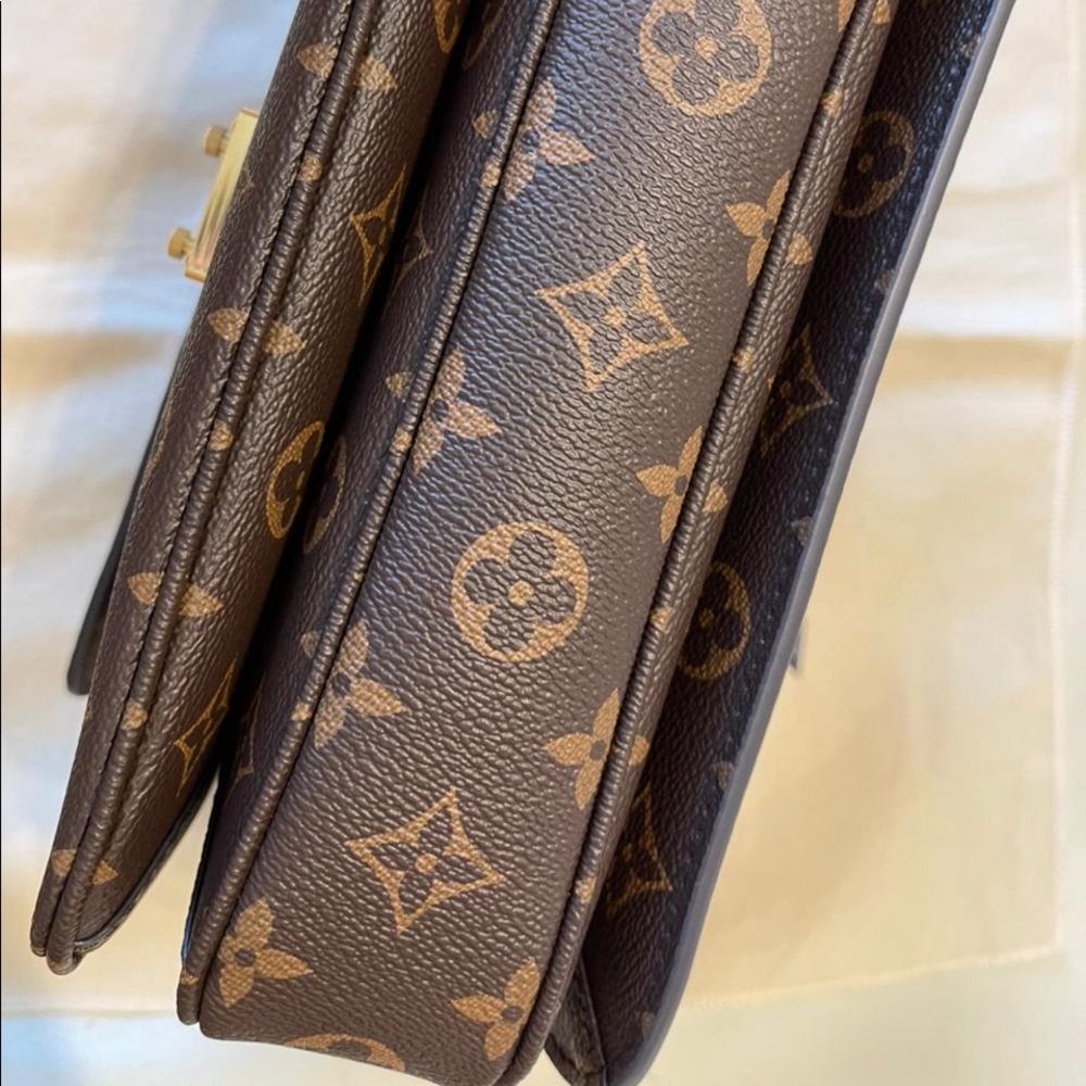 Louis Vuitton Pochette MΓ©tis in Monogram - Picture 5 of 6
